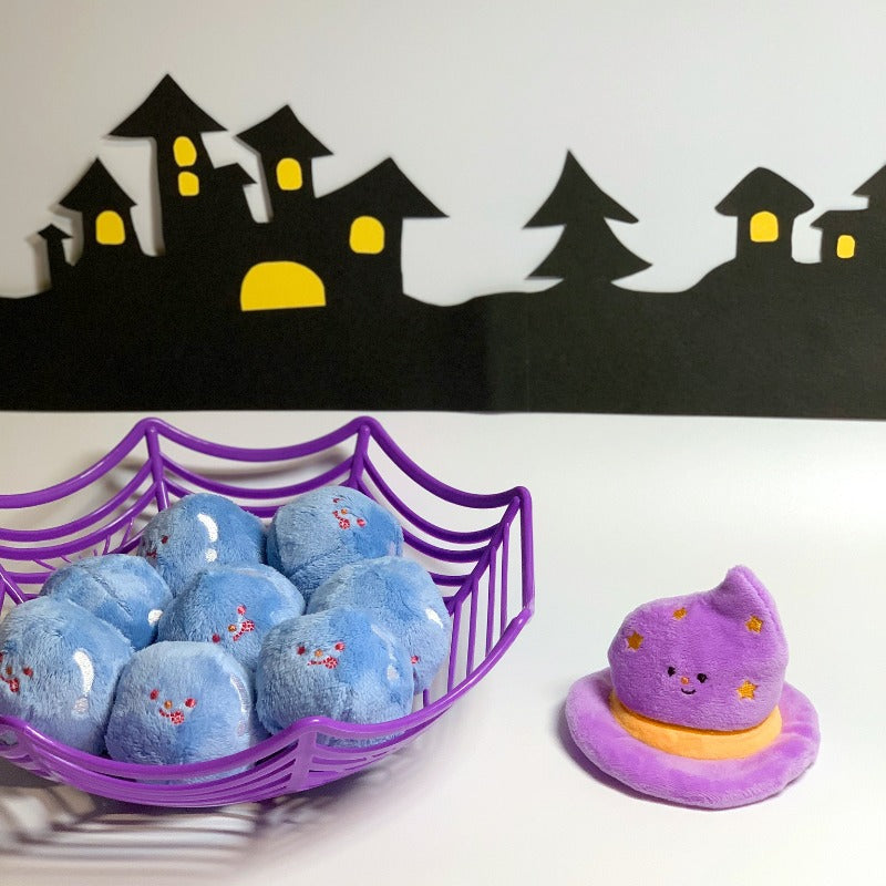 WITCH'S HAT AND CRYSTAL BALL